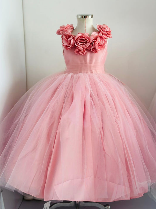 Vestido de Fiesta para Niña “Sueño Infantil” – Perfecto para Graduaciones y Eventos Especiales