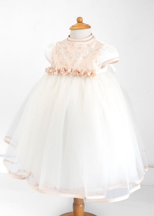 Vestido para bautizo de tul bordado y flores . Ariel - Ceremonias Anny