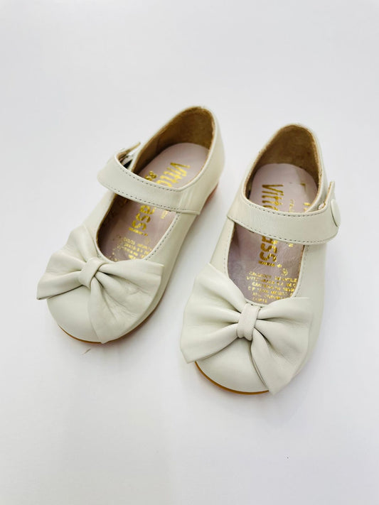 Zapato de niña con Moño al frente - Ceremonias Anny