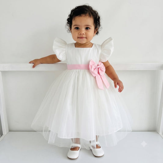 Vestido de Bautizo para Niña "Rosa Celestial" – Blanco con Detalles Rosa