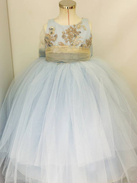 Vestido de fiesta para niña con detalles bordados , lentejuela y chaquiras