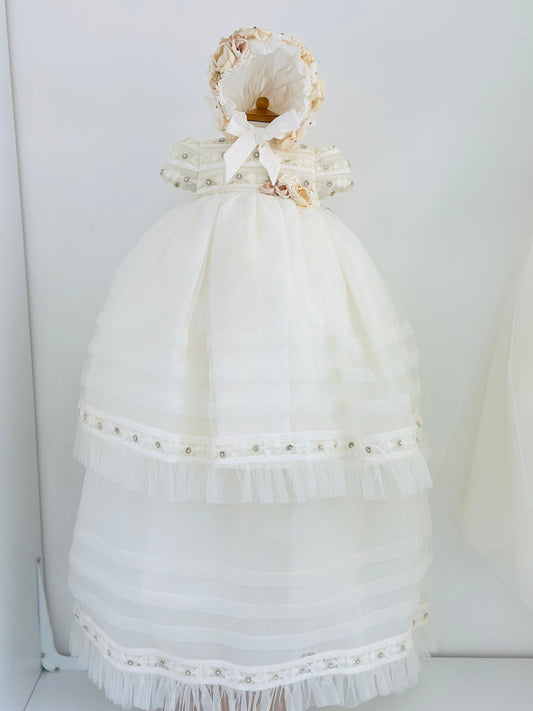 Ropón de bautizo de niña elegante