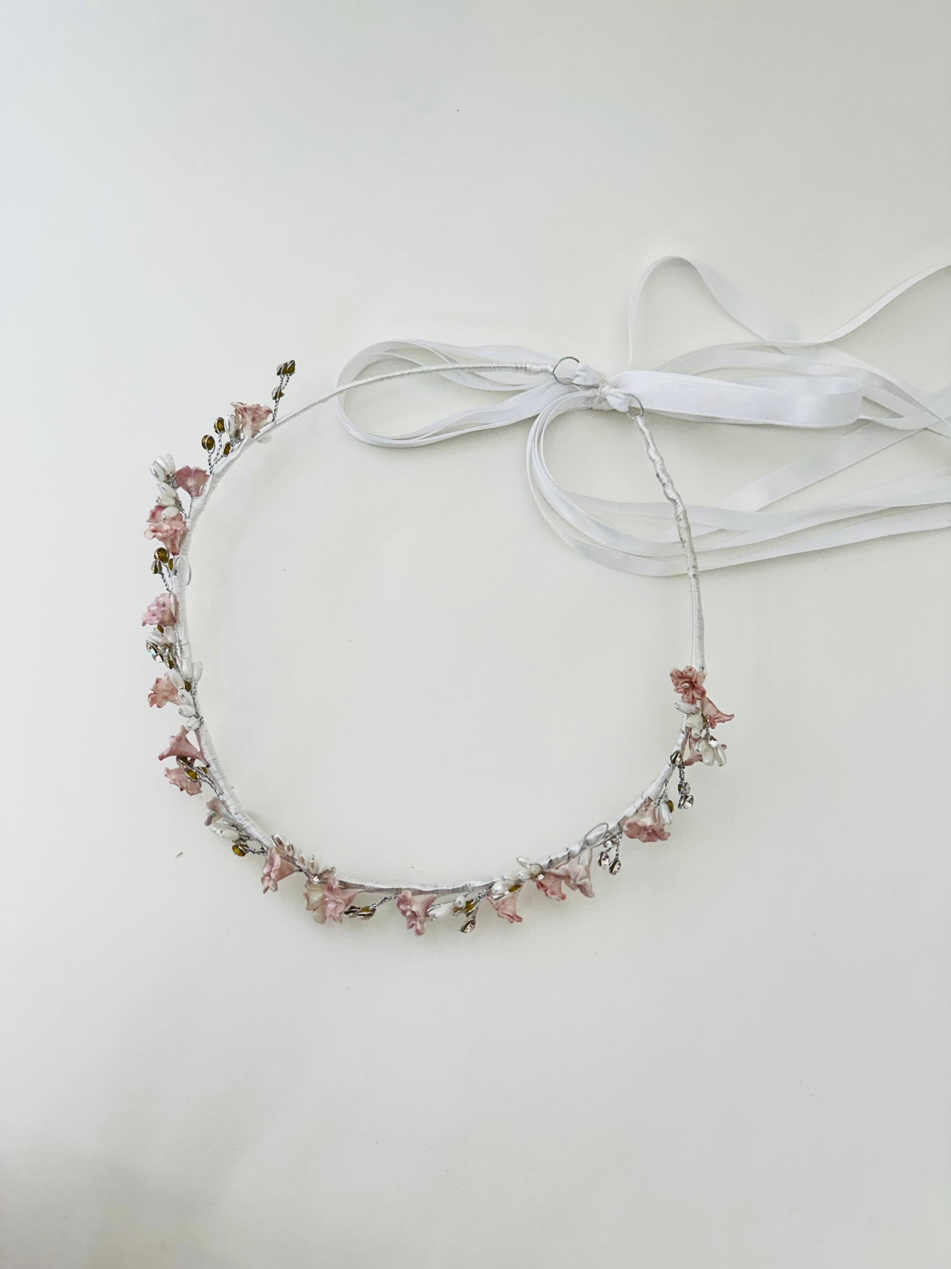 Corona Lily - Ceremonias Anny