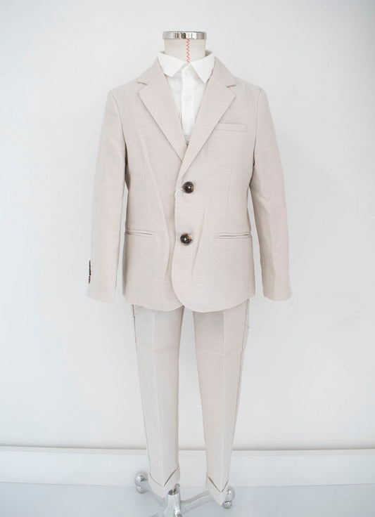 Traje Saul
