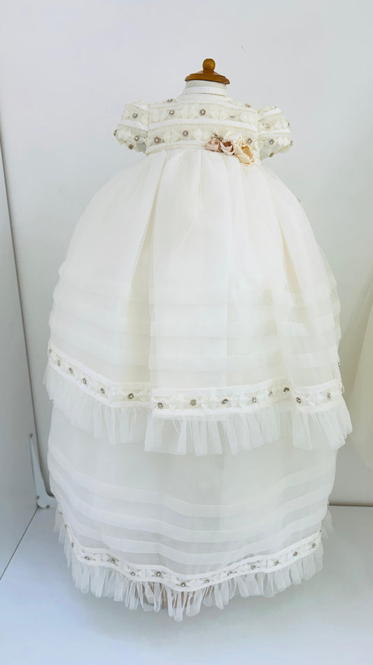 Ropón de Bautizo desmontable, Pedrería y Flores 3D. - Ceremonias Anny