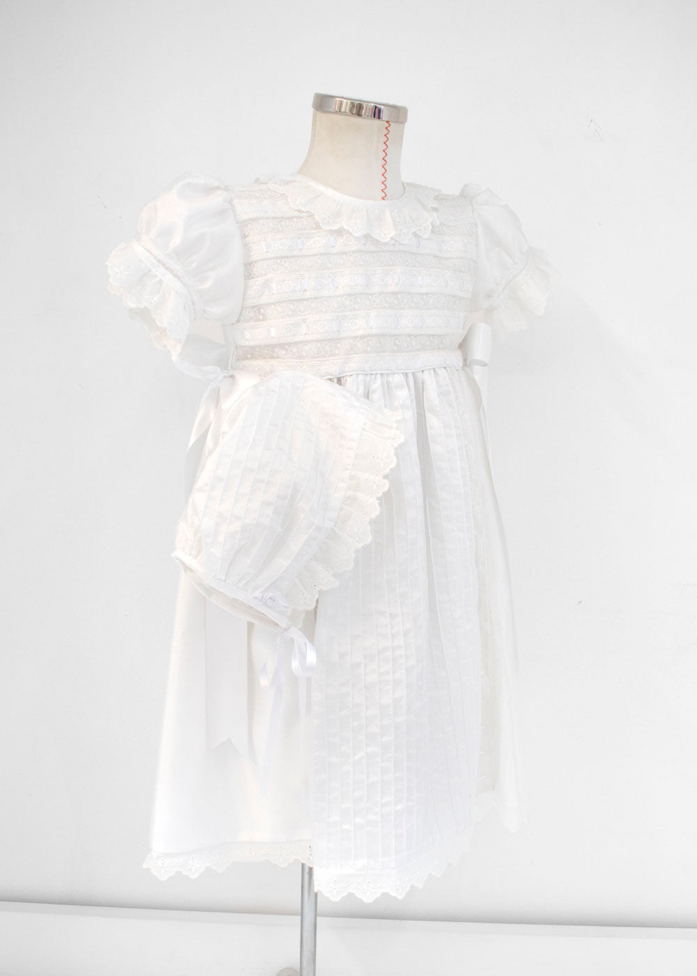 Ropón desmontable Aine - Ceremonias Anny