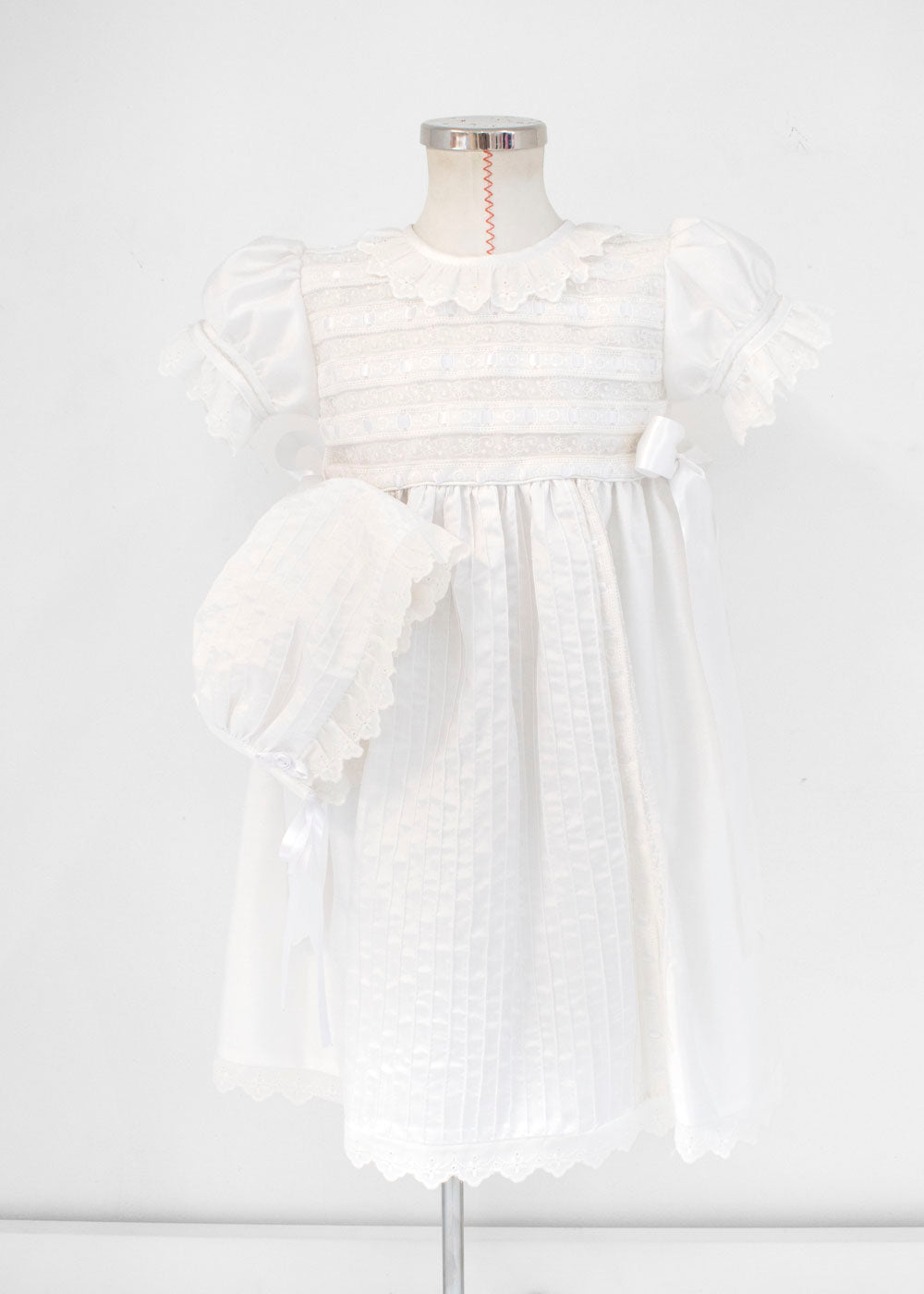 Ropón desmontable Aine - Ceremonias Anny