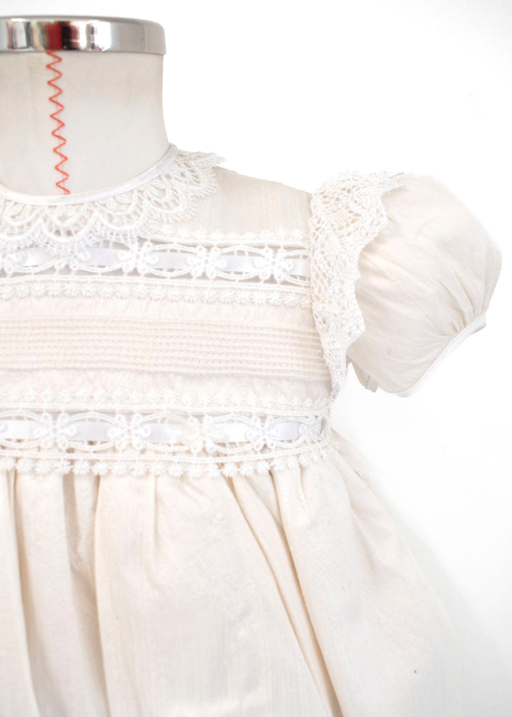 Ropón desmontable Libia - Ceremonias Anny