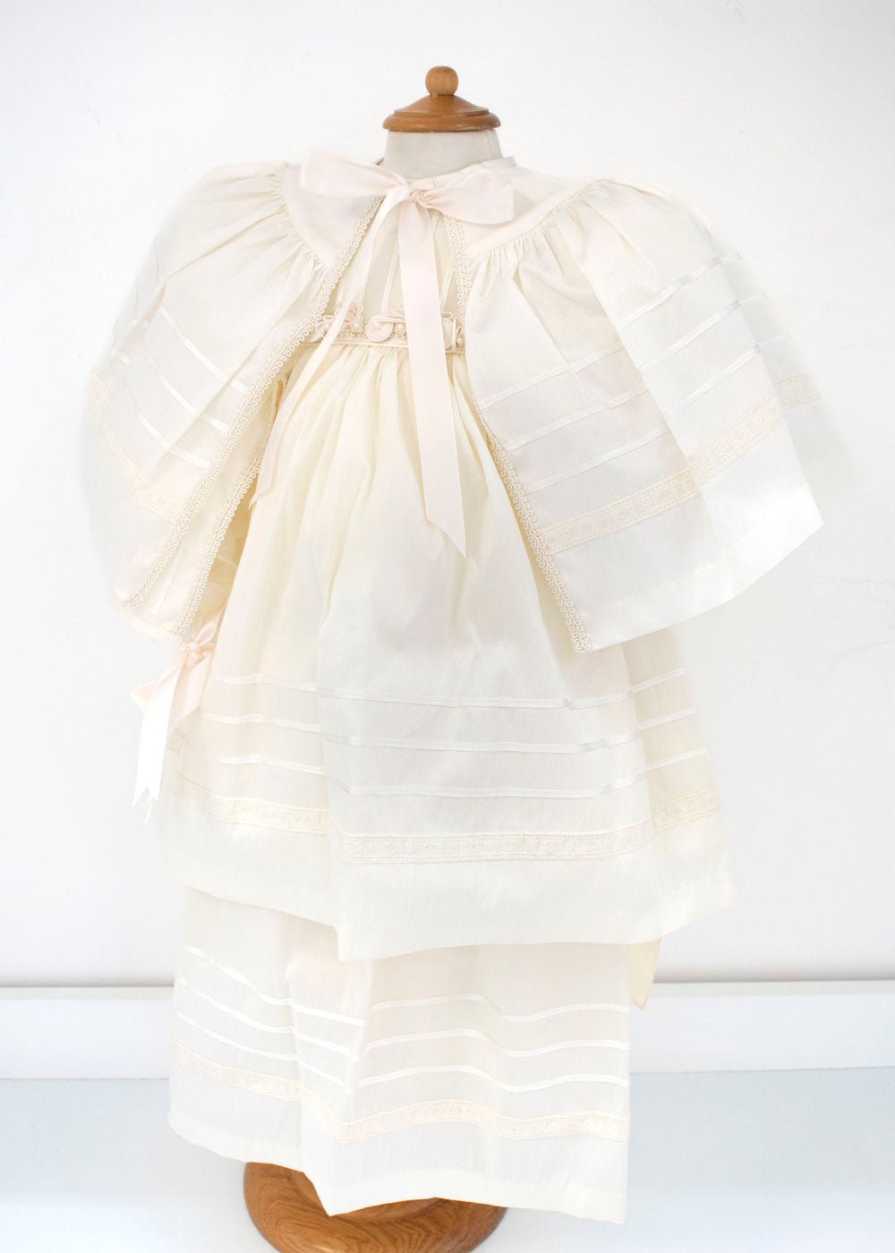 Ropón desmontable Ribbon - Ceremonias Anny