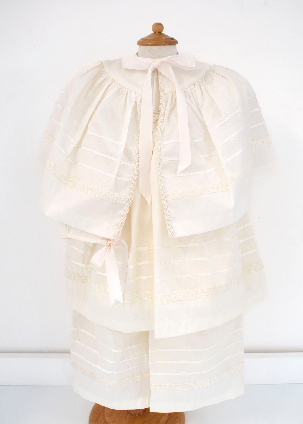 Ropón desmontable Ribbon - Ceremonias Anny