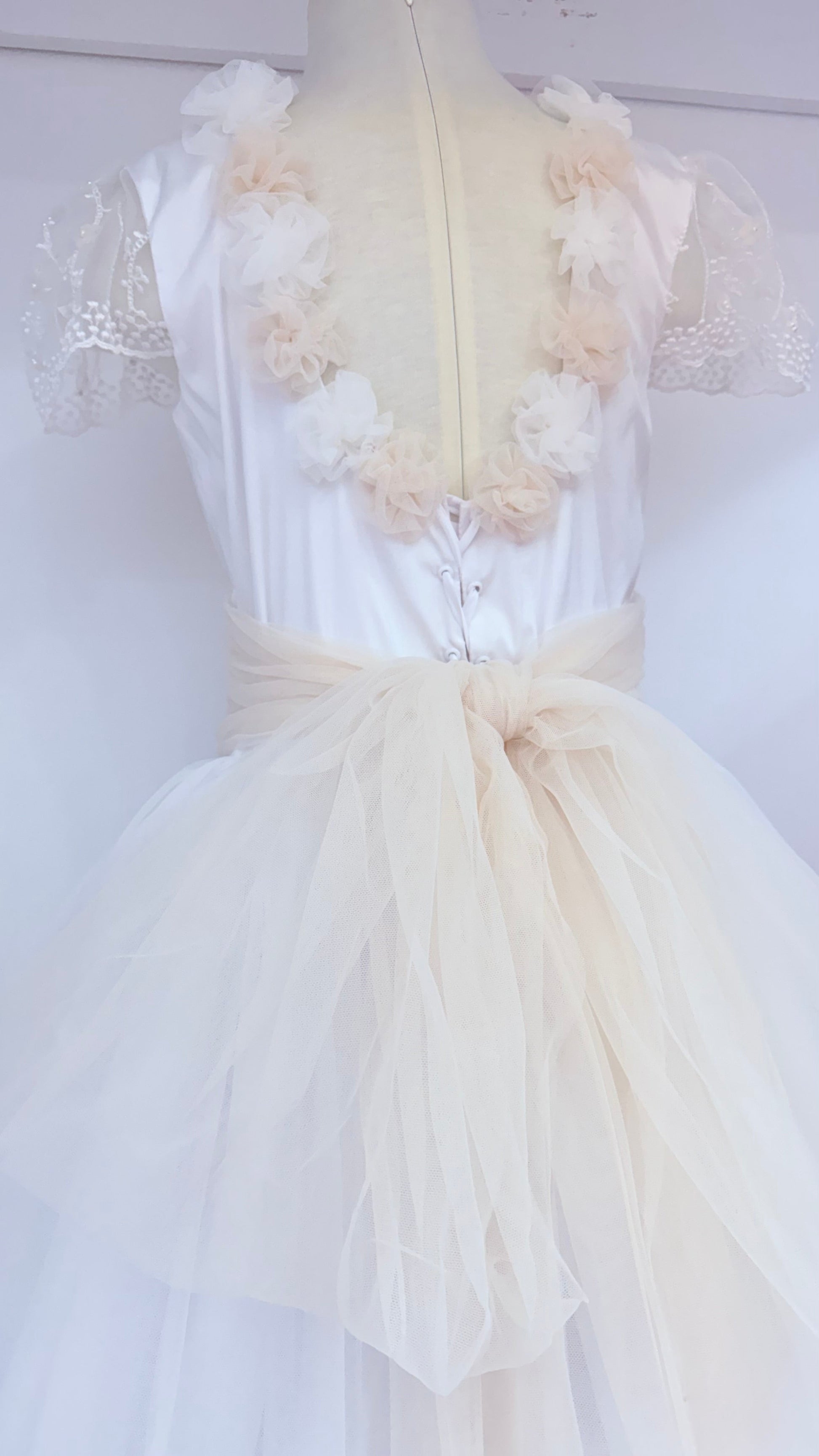 Vestido blanco para primera Comunión - estilo Ruby - Ceremonias Anny