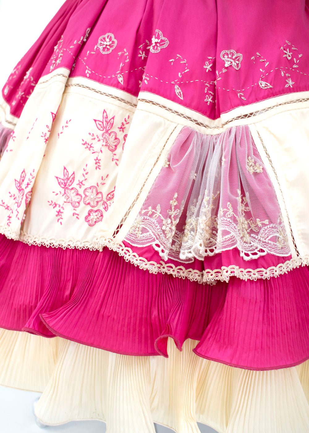 Vestido diseño español antiguo de seda - Ceremonias Anny