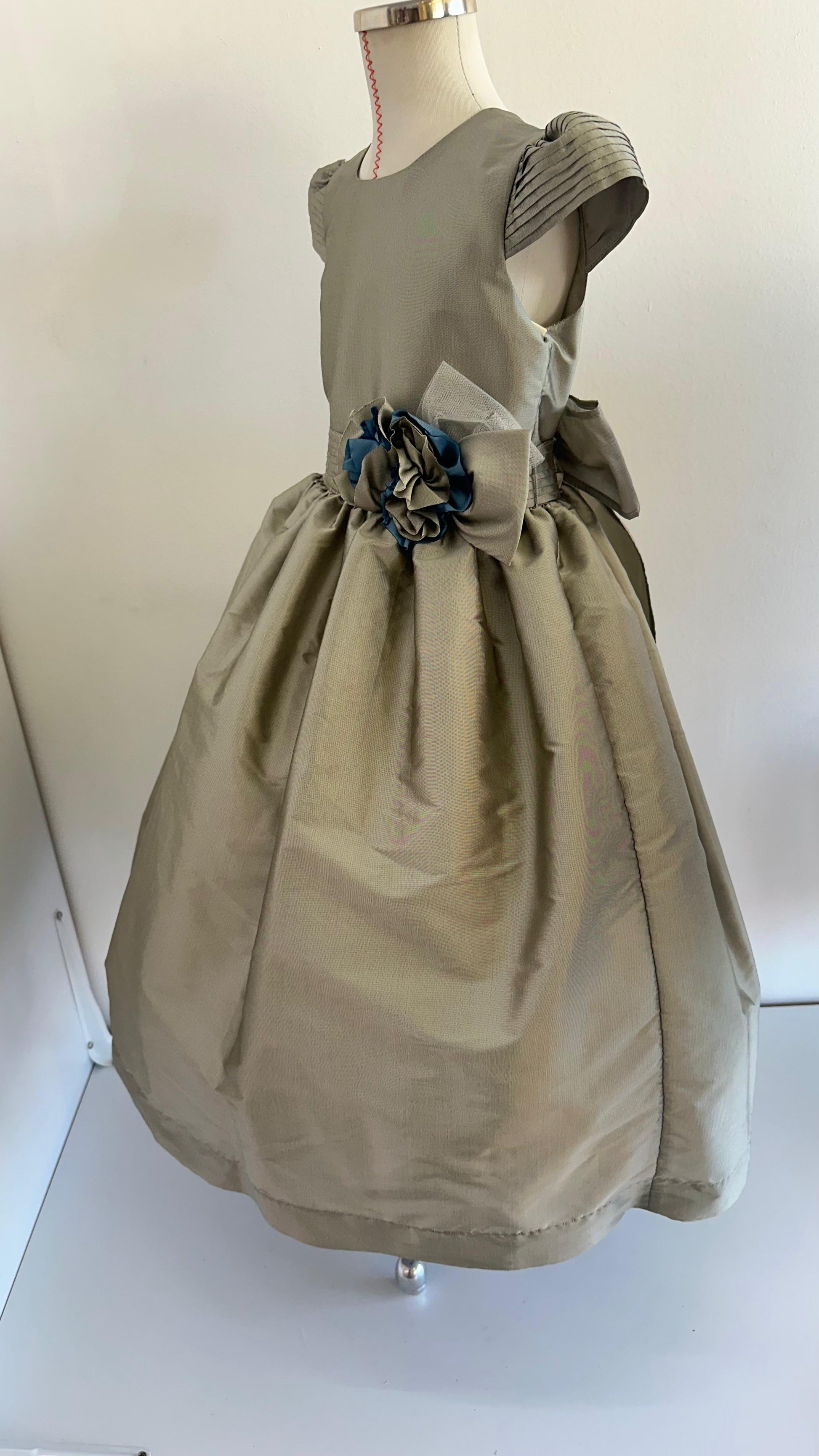 Vestido Gray - Ceremonias Anny