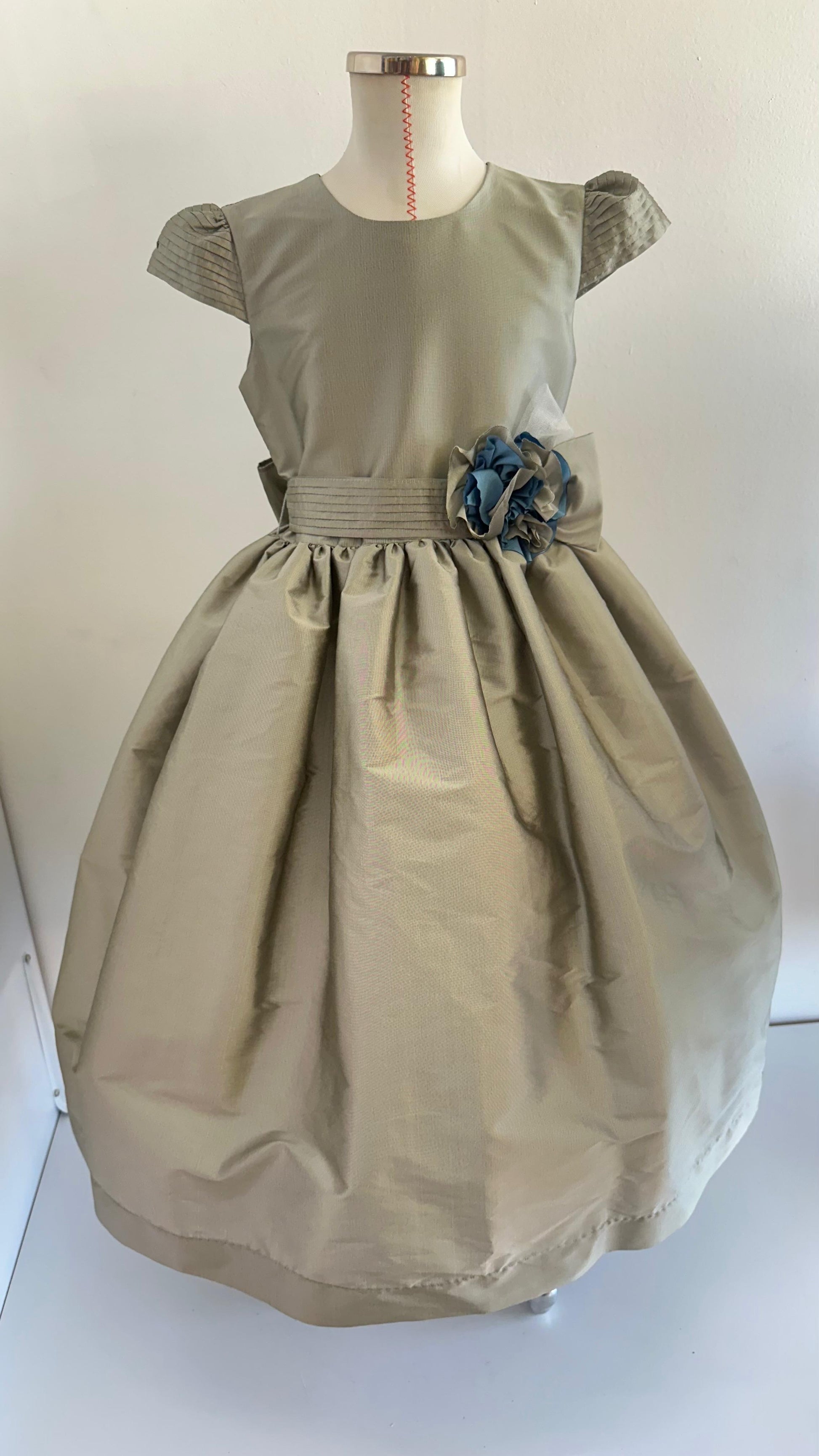 Vestido Gray - Ceremonias Anny