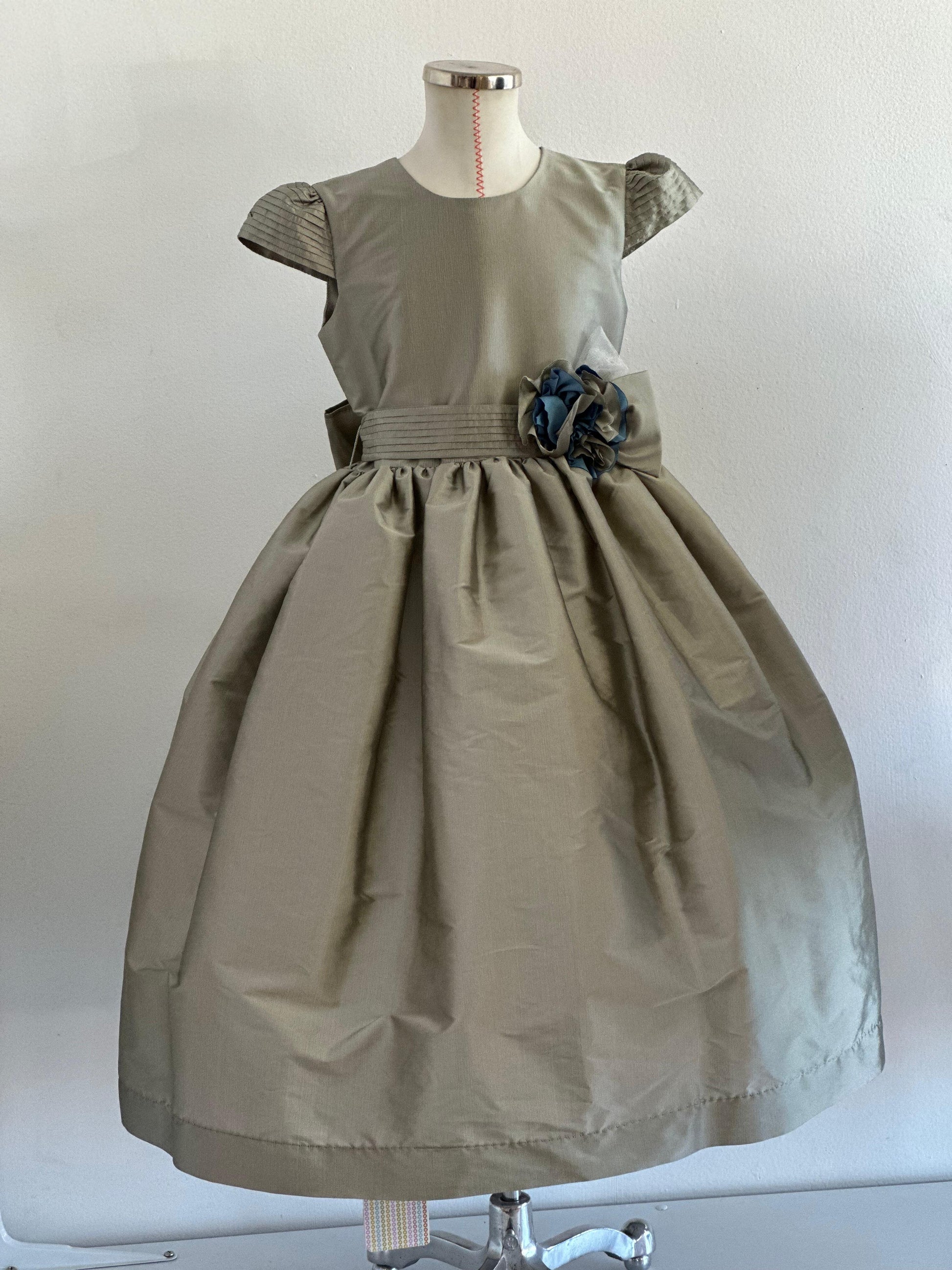 Vestido Gray - Ceremonias Anny