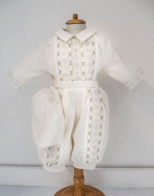 Traje bautizo Adal