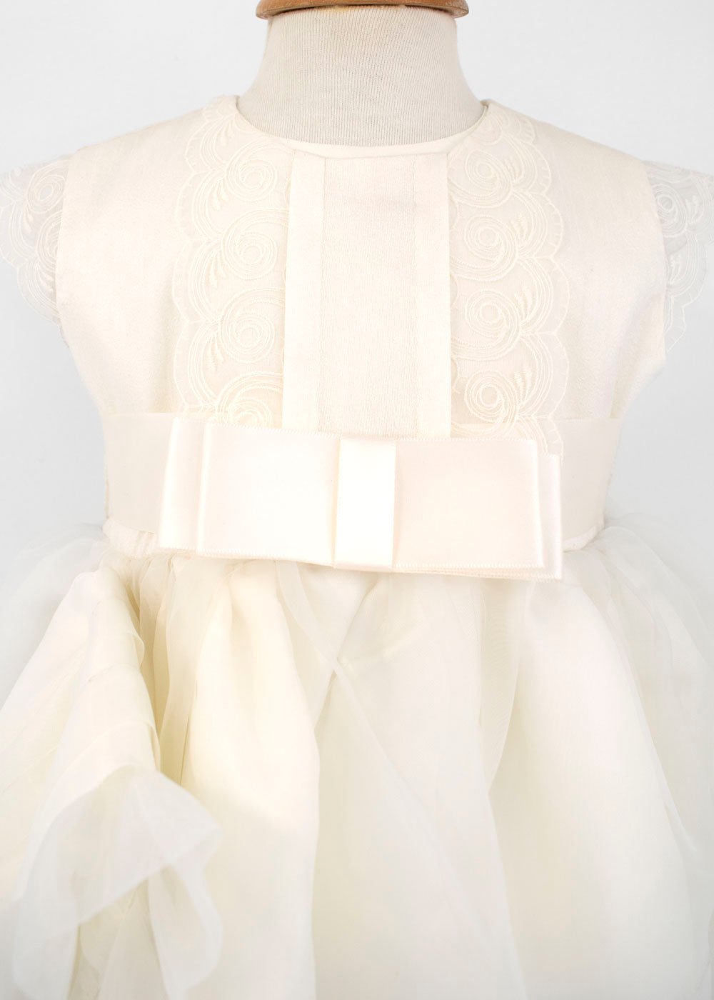 Ropón desmontable Chloe - Ceremonias Anny