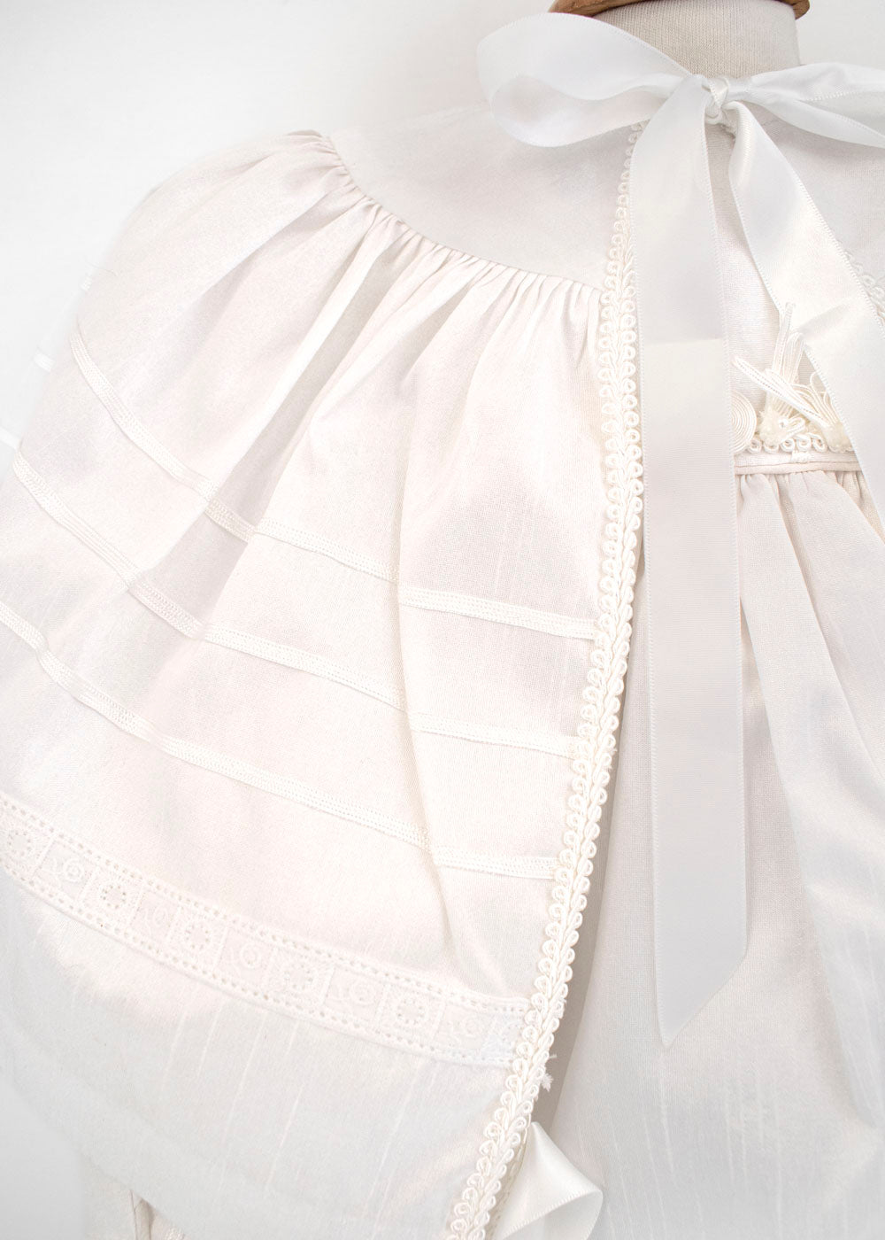 Ropón desmontable Ribbon - Ceremonias Anny