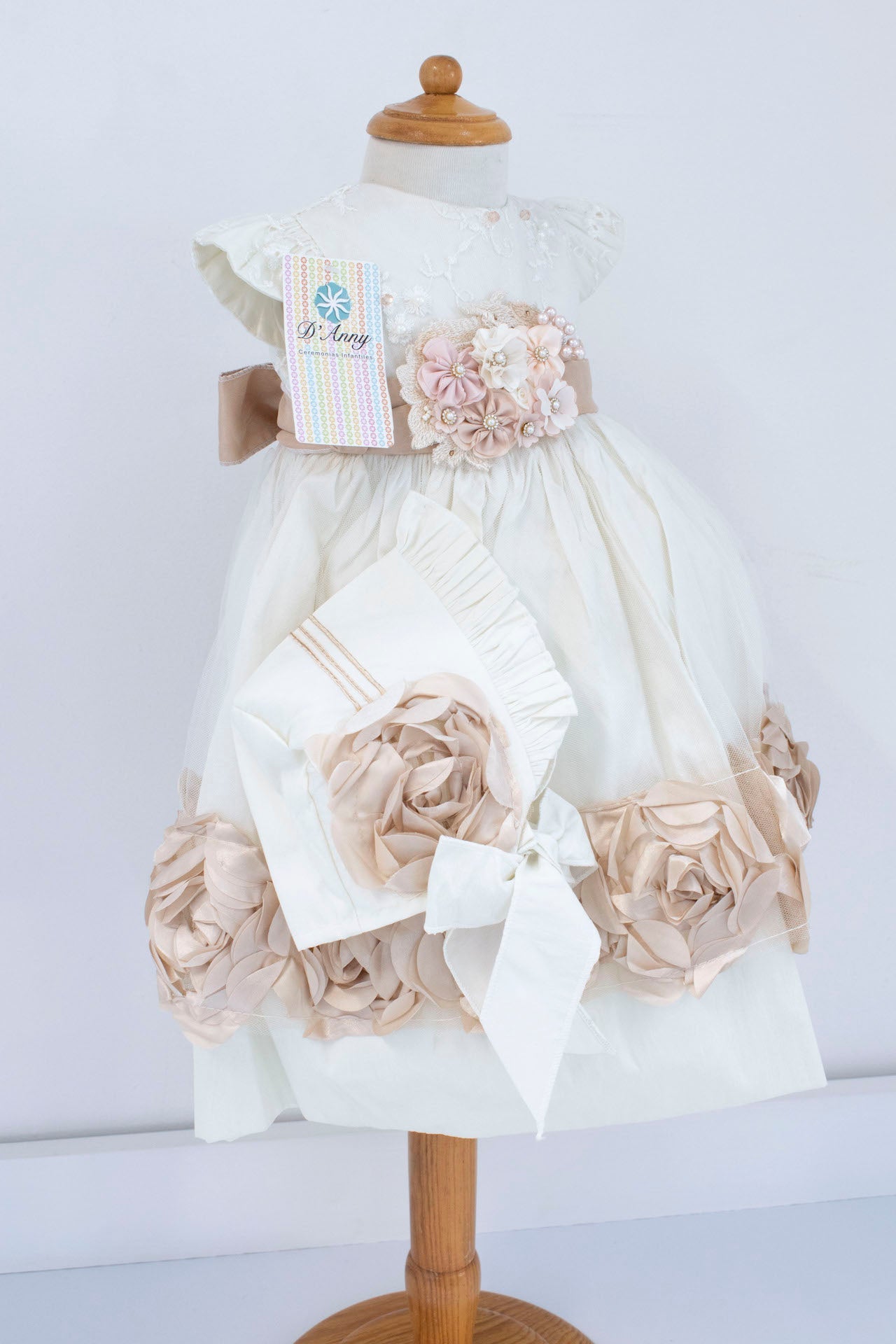Vestido bautizo Alejandra - Ceremonias Anny