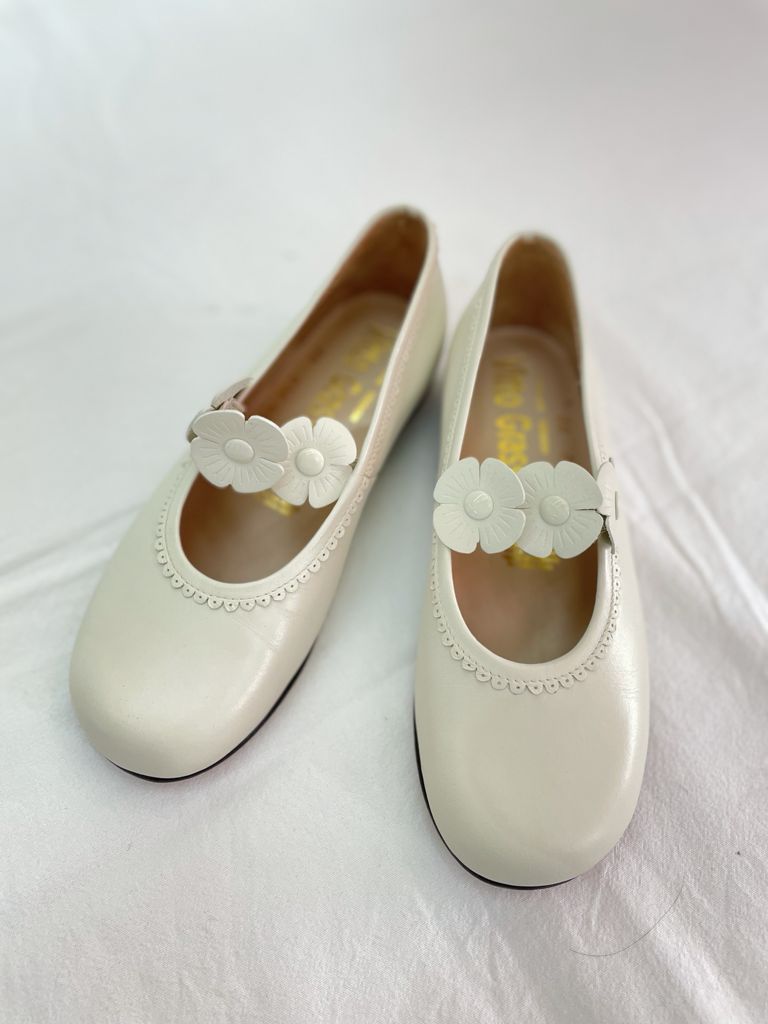 Zapato avena flores - Ceremonias Anny